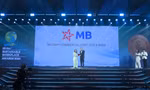  MB nhận giải thưởng 'Doanh nghiệp có môi trường làm việc bền vững'