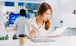 Dân văn phòng đau đầu với những khoản chi ‘trên trời rơi xuống’