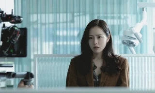 Son Ye Jin giải quyết vấn đề tài khoản Instagram phụ bị xóa giữa tranh cãi về diễn viên nhí