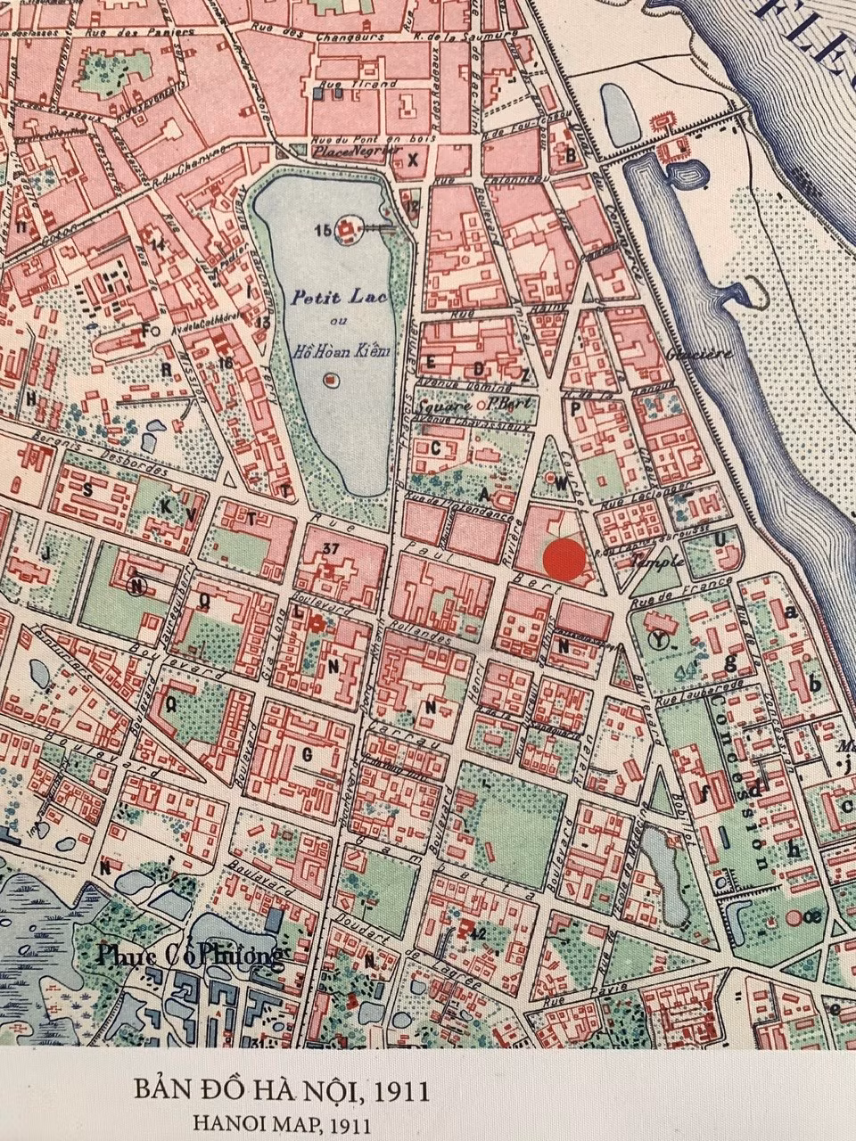 Bản đồ quy hoạch Hà Nội năm 1885 và năm 1911.