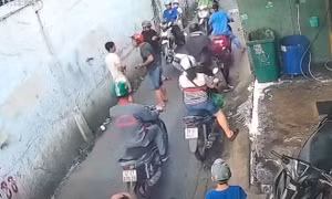 Bắt khẩn cấp đối tượng đánh người can ngăn sau va chạm giao thông