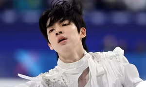 Vận động viên được khen là 'hoàng tử sân băng' ở Olympic mùa đông