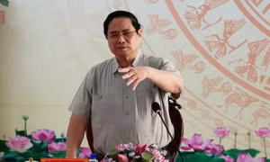 Thủ tướng: Chuyển từ hành chính quản lý, ‘hết giờ thì về’ sang phục vụ nhân dân