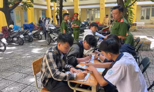 Sở GD&ĐT TPHCM 'siết' an toàn giao thông với học sinh