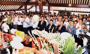 Trang trọng Lễ dâng hương tưởng niệm 56 năm ngày mất Chủ tịch Hồ Chí Minh