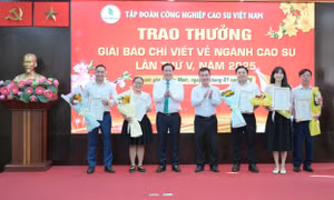 Báo chí – cầu nối đưa ngành cao su vững bước vào giai đoạn mới