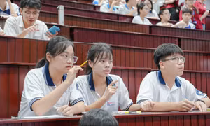 Trường ĐH Khoa học tự nhiên TPHCM: Nhiều ngành phải đạt 9 điểm mỗi môn mới có hy vọng