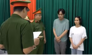 Hai nhân viên lập bút toán khống suốt 3 năm, tham ô gần 18 tỷ đồng 