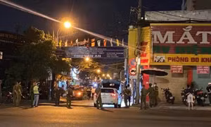 Đêm khuya cháy quán cơm chay, hai mẹ con tử vong