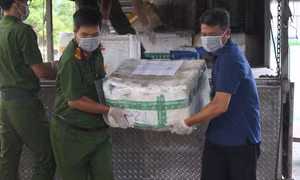 Công an TPHCM bắt 35 đối tượng trong đường dây vận chuyển, mua bán Xyanua đặc biệt lớn