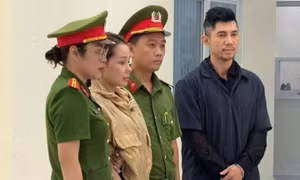 Vụ Ngân 98 bị khởi tố: Công an triệu tập ca sĩ Lương Bằng Quang