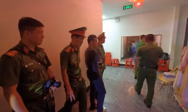 Công an kiểm tra đột xuất, phát hiện mại dâm tại 2 cơ sở massage có tiếng ở Đắk Lắk