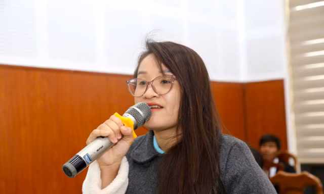 Nữ cử tri mong có trường, lớp giáo dục đặc biệt cho trẻ tự kỷ