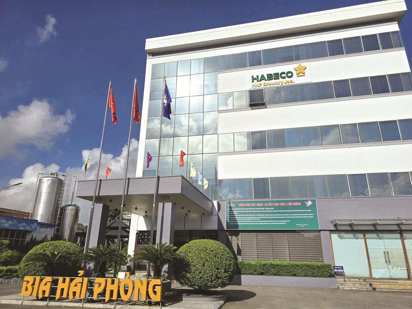 Bia Hà Nội – Hải Phòng tự hào thương hiệu Việt – Kết nối niềm tin – Lan tỏa giá trị