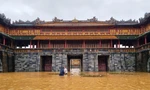 Cảnh lũ lớn 'bao vây' khu vực Đại Nội và hệ thống Di sản Huế