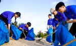 Bạn trẻ Đà Nẵng, Cần Thơ ra quân vệ sinh môi trường 