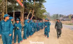 Hàng trăm chiến sĩ tăng tốc xây trường nội trú vùng biên