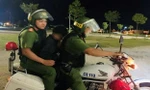 Cảnh sát đưa thiếu niên 14 tuổi đi cấp cứu sau khi hút thuốc lá từ người lạ