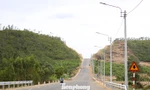Admire a estrada de 800 bilhões de VND que atravessa a montanha em Gia Lai