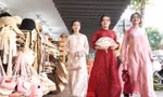 Giới trẻ Đà Nẵng tấp nập thuê váy áo diện Tết