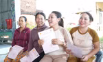 Xã cùng lúc cấp hàng loạt ‘sổ đỏ’ cho dân sau gần 20 năm chờ đợi
