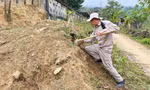 Phát hiện bom chùm trước cổng trường học ở Huế