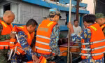 Biên phòng Đà Nẵng cứu ngư dân nguy kịch trên biển