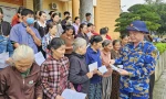Vùng 3 Hải quân hỗ trợ đồng bào miền Trung sau mưa lũ