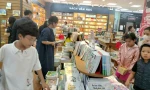 Nét đẹp đầu năm, bạn trẻ Đà Nẵng rủ nhau đi nhà sách 'xin lộc' tri thức 