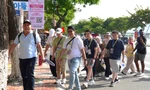 Khách quốc tế nườm nượp đến Đà Nẵng
