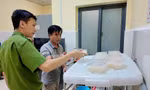 Thu giữ gần 11.000 hũ yến sào giả chuẩn bị tung ra thị trường