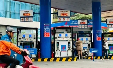 BẢN TIN 11:11 - Vì sao doanh nghiệp xăng dầu đề nghị Bộ Công Thương đối thoại?