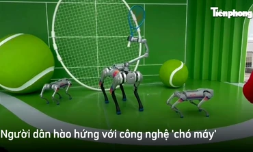 Người dân Hàng Châu đi xem Asiad, hào hứng với công nghệ 'chó máy'