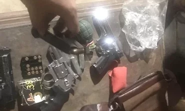 Trùm ma túy giấu súng, lựu đạn trong khách sạn