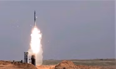 Cận cảnh S-300 khét tiếng khai hỏa hàng loạt tên lửa phòng không
