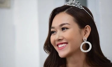 Á hậu Tường San tiết lộ rất thần tượng Tăng Thanh Hà, Đỗ Mỹ Linh