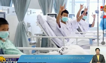 Đội bóng Thái Lan lần đầu xuất hiện sau hành trình sống sót thần kì