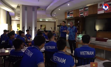 HLV Troussier nói gì trong buổi họp tuyển Việt Nam sau thất bại tại Asian Cup 2023?