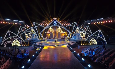 Sân khấu hoành tráng của đêm thi Người đẹp biển HHVN 2018 trước giờ G