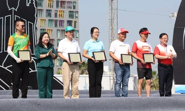 Tri ân các doanh nghiệp đồng hành cùng Tiền Phong Marathon 2024