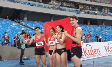 Chiến thắng nghẹt thở và phút ăn mừng vỡ òa cảm xúc của đội điền kinh hỗn hợp Việt Nam