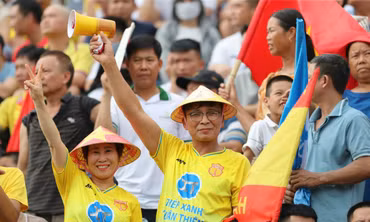 Người hâm mộ thành Nam nói gì về Siêu Cúp bóng đá Quốc gia – Cúp THACO 2023/2024?
