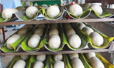 Thị trường 23/11: 'Thủ phủ thịt chó' Nhật Tân giờ ra sao, chuối nếp nướng bay ra thế giới