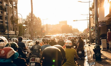 Miền Bắc tiếp tục nắng nóng gay gắt trước khi đón đợt mưa dông mới