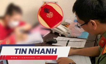 TIN NHANH: 2 phụ nữ rao bán 'bùa phép' trên Facebook; Kỳ lạ mây sóng thần 'nuốt chửng' cả thành phố