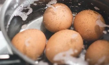 Làm theo các cách này trứng có thể để được vài tháng đến 5 năm