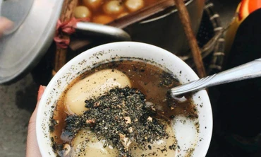 Thị trường ngày 10/11: Giá vàng 'rơi tự do', bánh trôi tàu bước vào mùa làm ăn