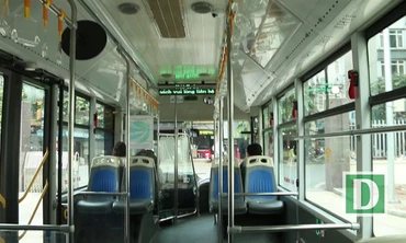 Buýt nhanh BRT Hà Nội vắng khách