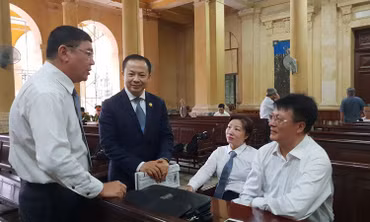 Luật sư của Vũ 'nhôm' chỉ ra nhiều lời khai 'sinh đôi'