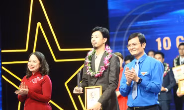 Đen Vâu: Truyền những ngọn lửa nhỏ đến thanh niên